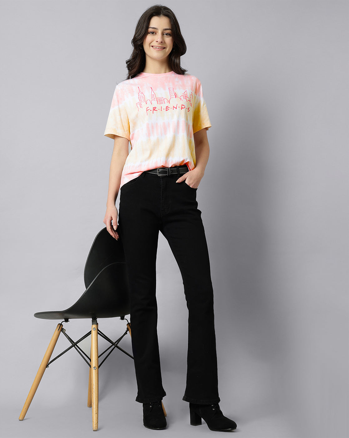 Friends Regular Fit Tshirt Women