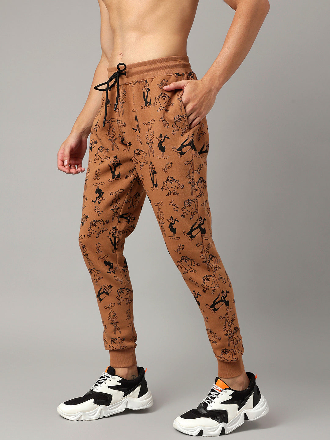 Looney Tunes Brown Jogger For Men